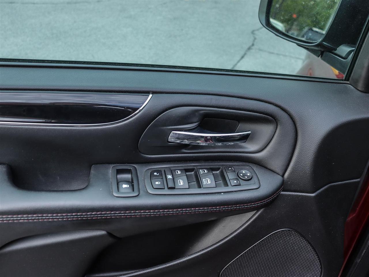 2020 Dodge Grand Caravan SXT PREMIUM NAVI DUAL DVD TOW PKG Photo