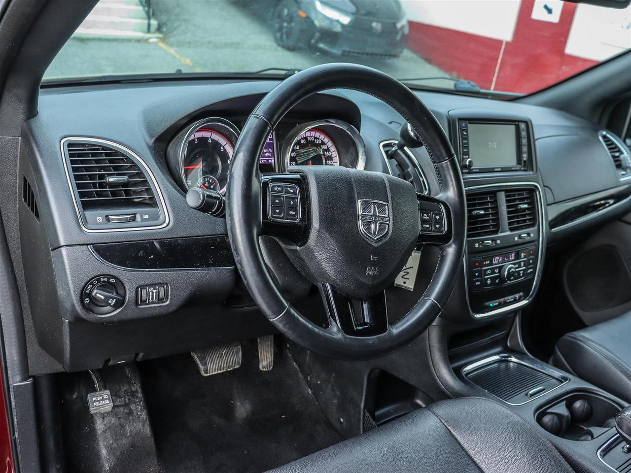 2020 Dodge Grand Caravan SXT PREMIUM NAVI DUAL DVD TOW PKG Photo