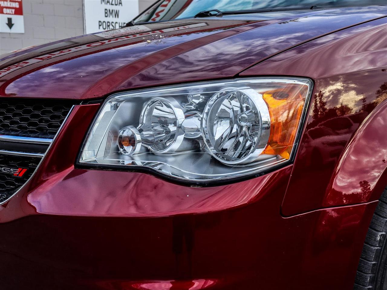 2020 Dodge Grand Caravan SXT PREMIUM NAVI DUAL DVD TOW PKG Photo