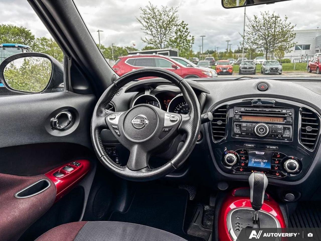 2013 Nissan Juke SV (AS-IS) Photo