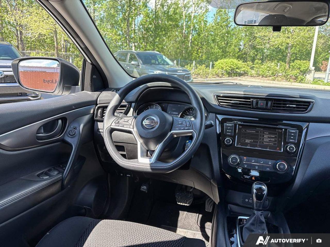 2023 Nissan Qashqai S Photo