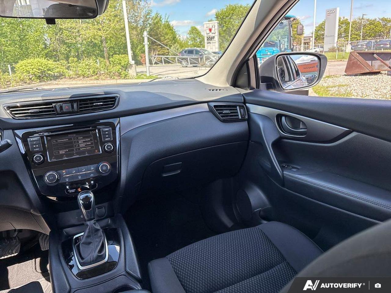 2023 Nissan Qashqai S Photo