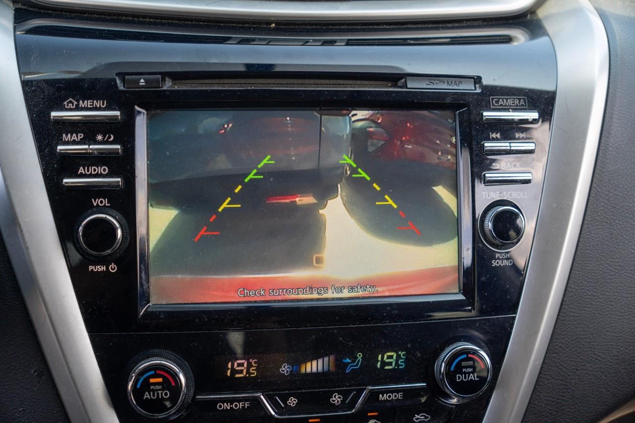 2016 Nissan Murano  Photo