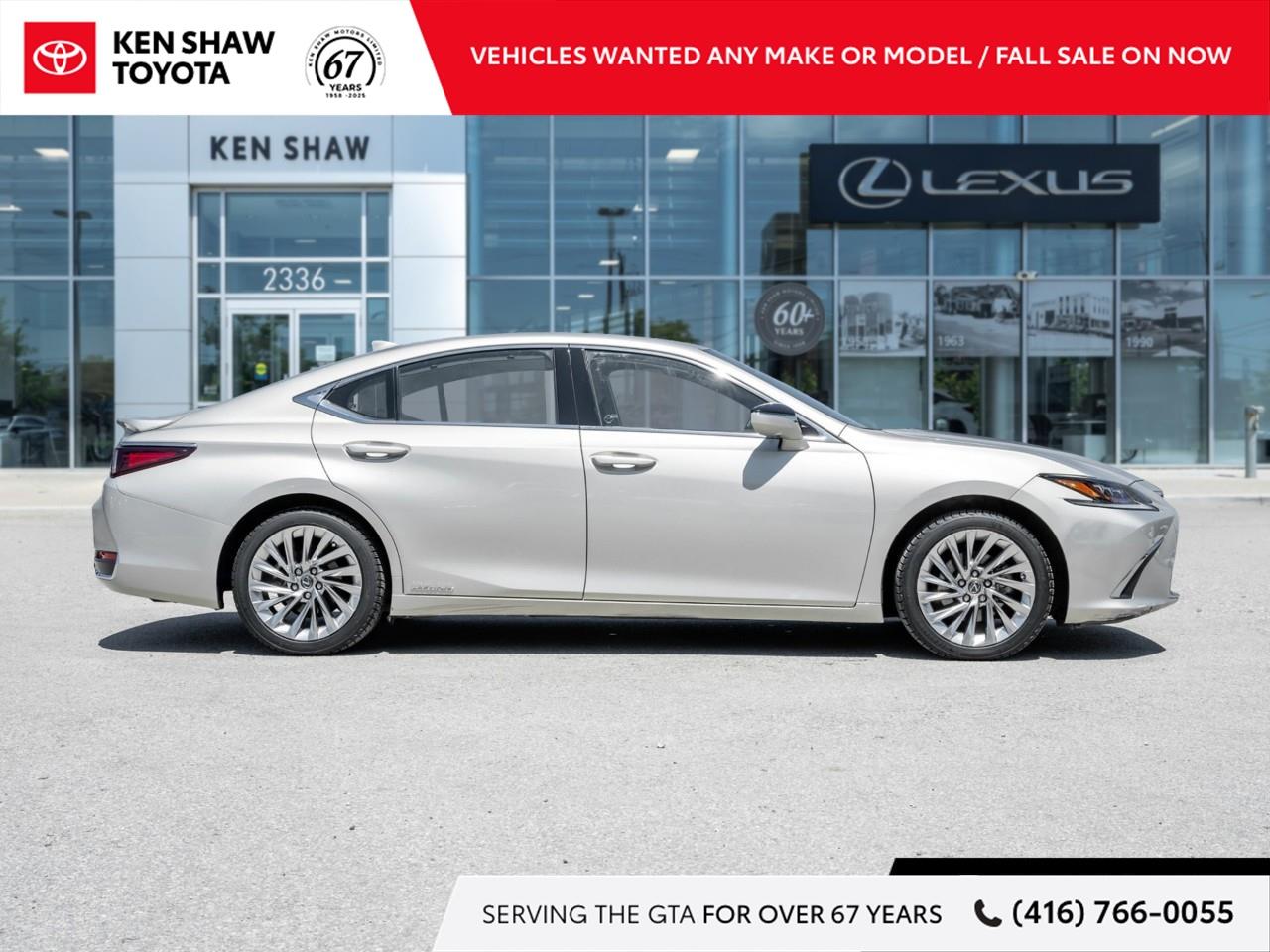 2021 Lexus ES 300h Base 4dr Sedan Photo
