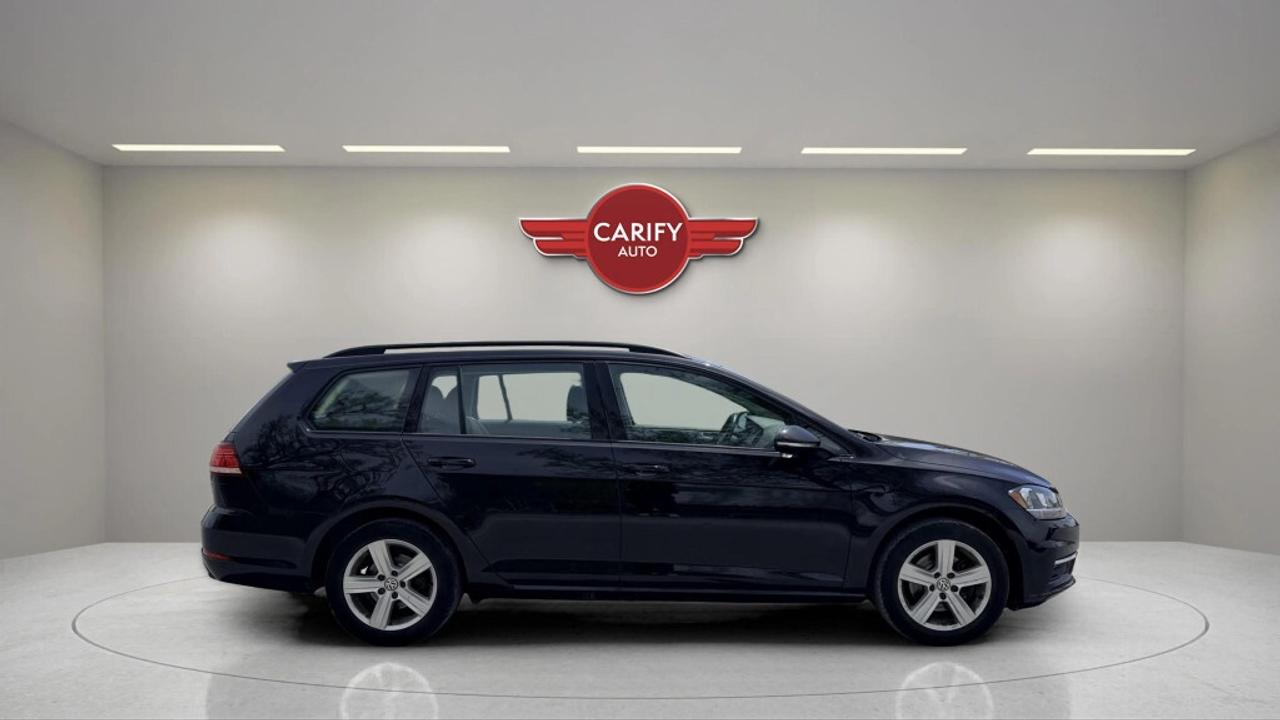 2018 Volkswagen Golf SportWagen Comfortline Manual 4MOTION Photo