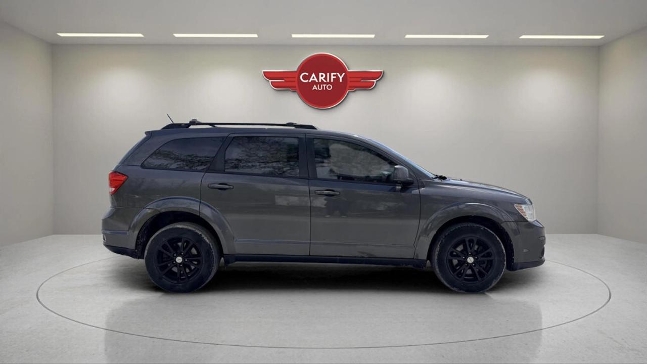 2015 Dodge Journey SXT Front-Wheel Drive Photo