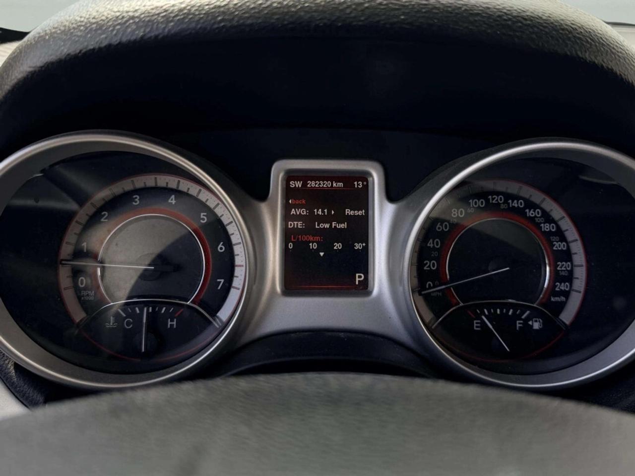 2015 Dodge Journey SXT Front-Wheel Drive Photo