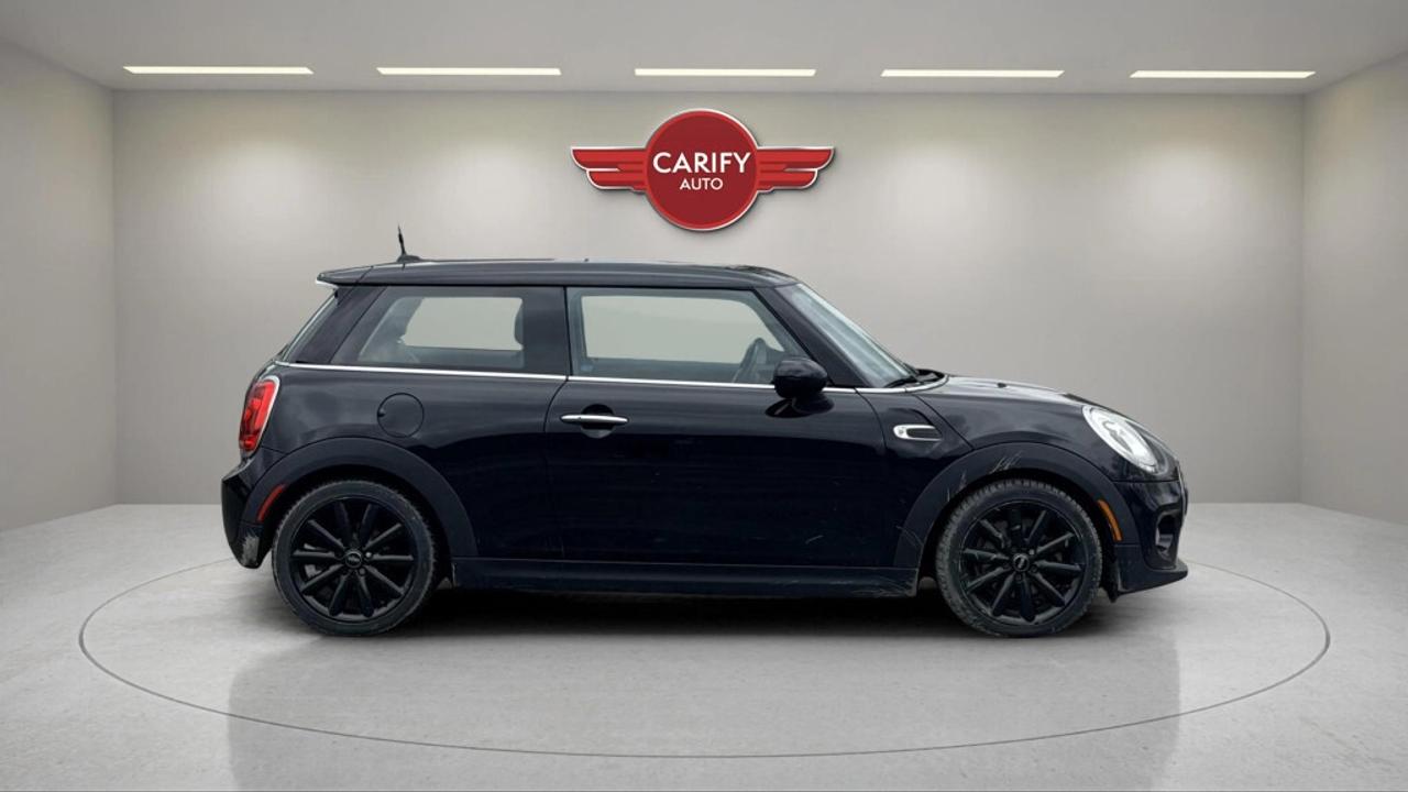 2017 MINI Cooper Hardtop 3dr Photo