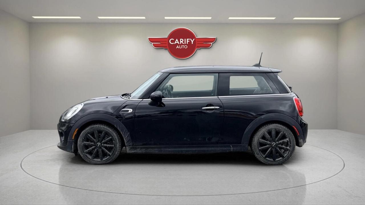 2017 MINI Cooper Hardtop 3dr Photo
