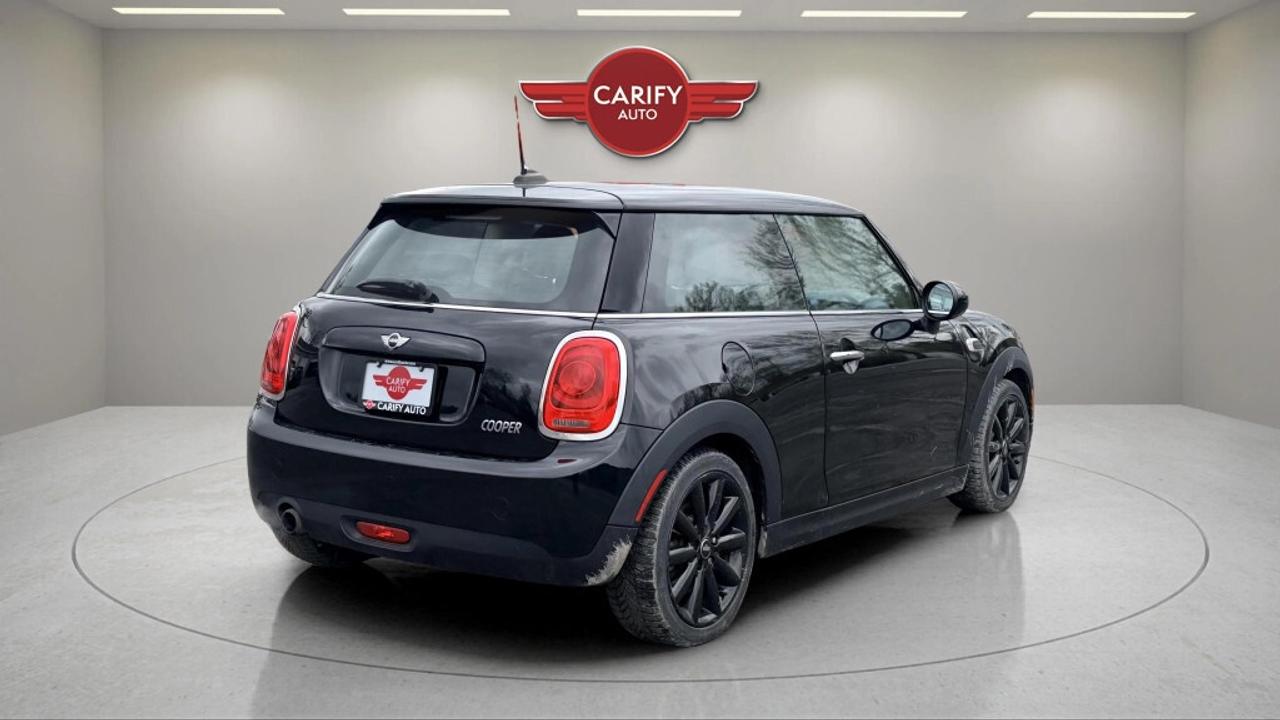 2017 MINI Cooper Hardtop 3dr Photo
