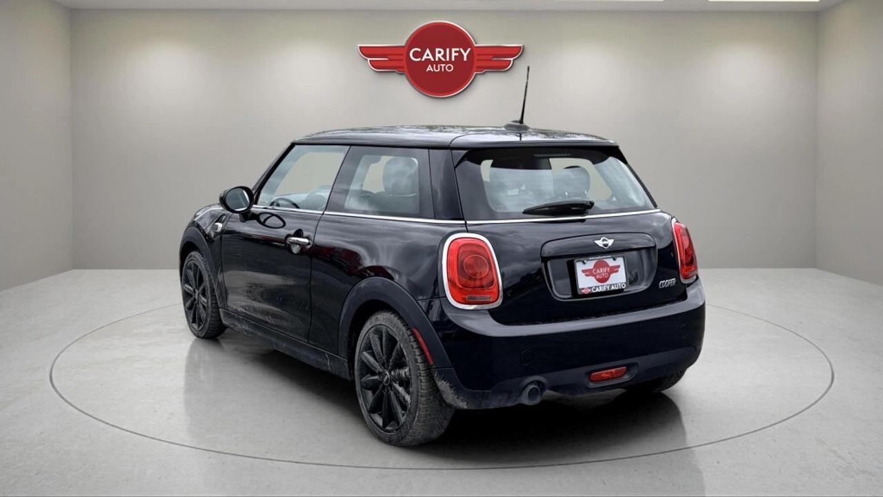 2017 MINI Cooper Hardtop 3dr Photo
