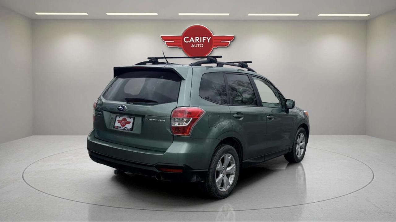 2015 Subaru Forester TOURING Photo