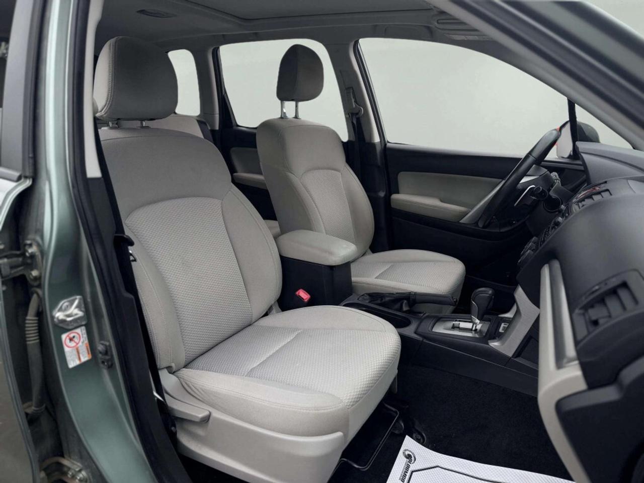 2015 Subaru Forester TOURING Photo