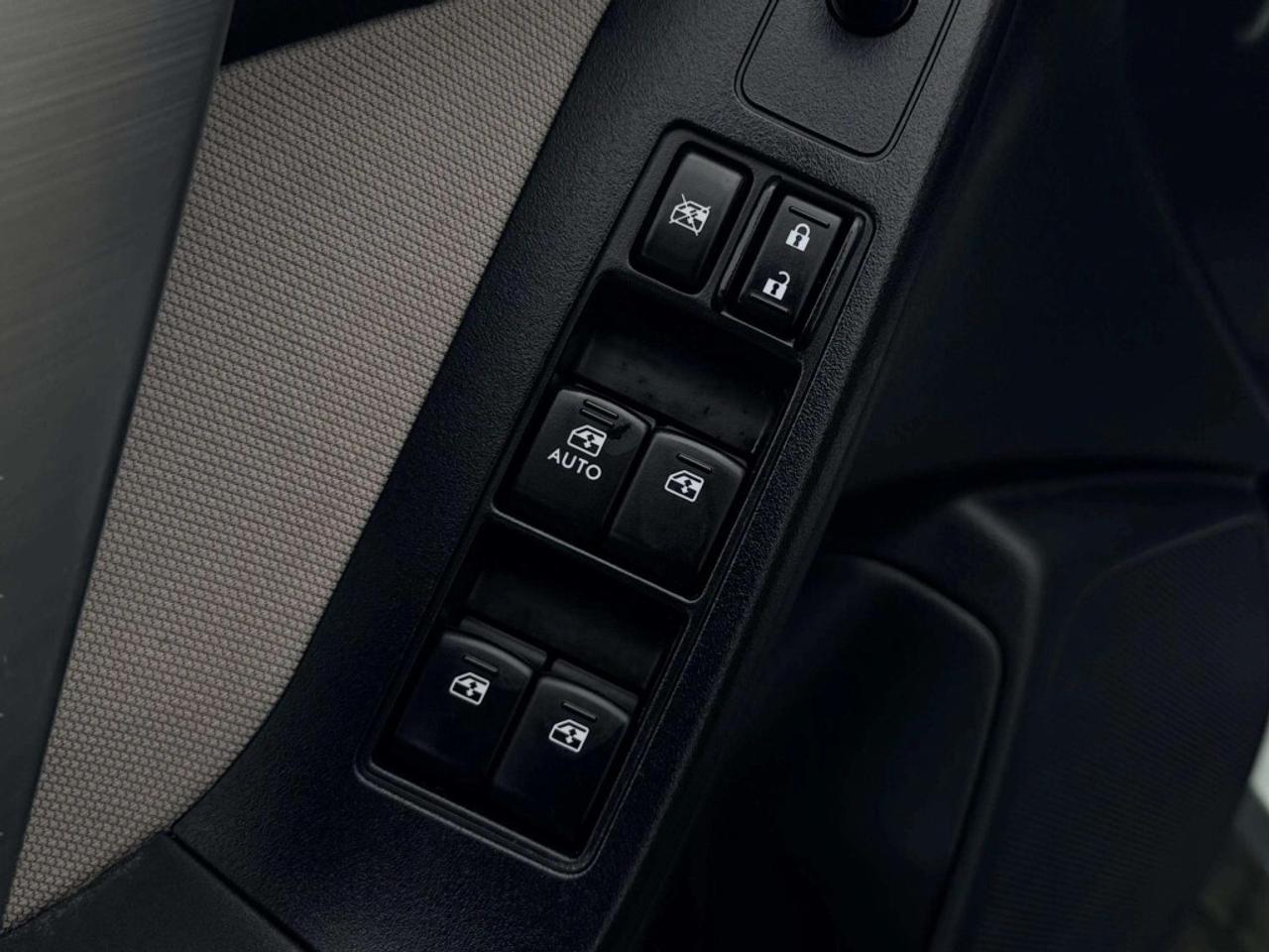 2015 Subaru Forester TOURING Photo