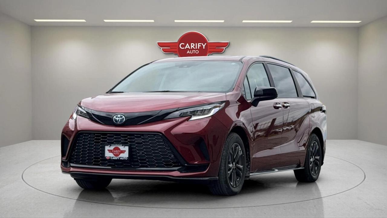 2025 Toyota Sienna XSE 7-Passenger All-wheel Drive Photo