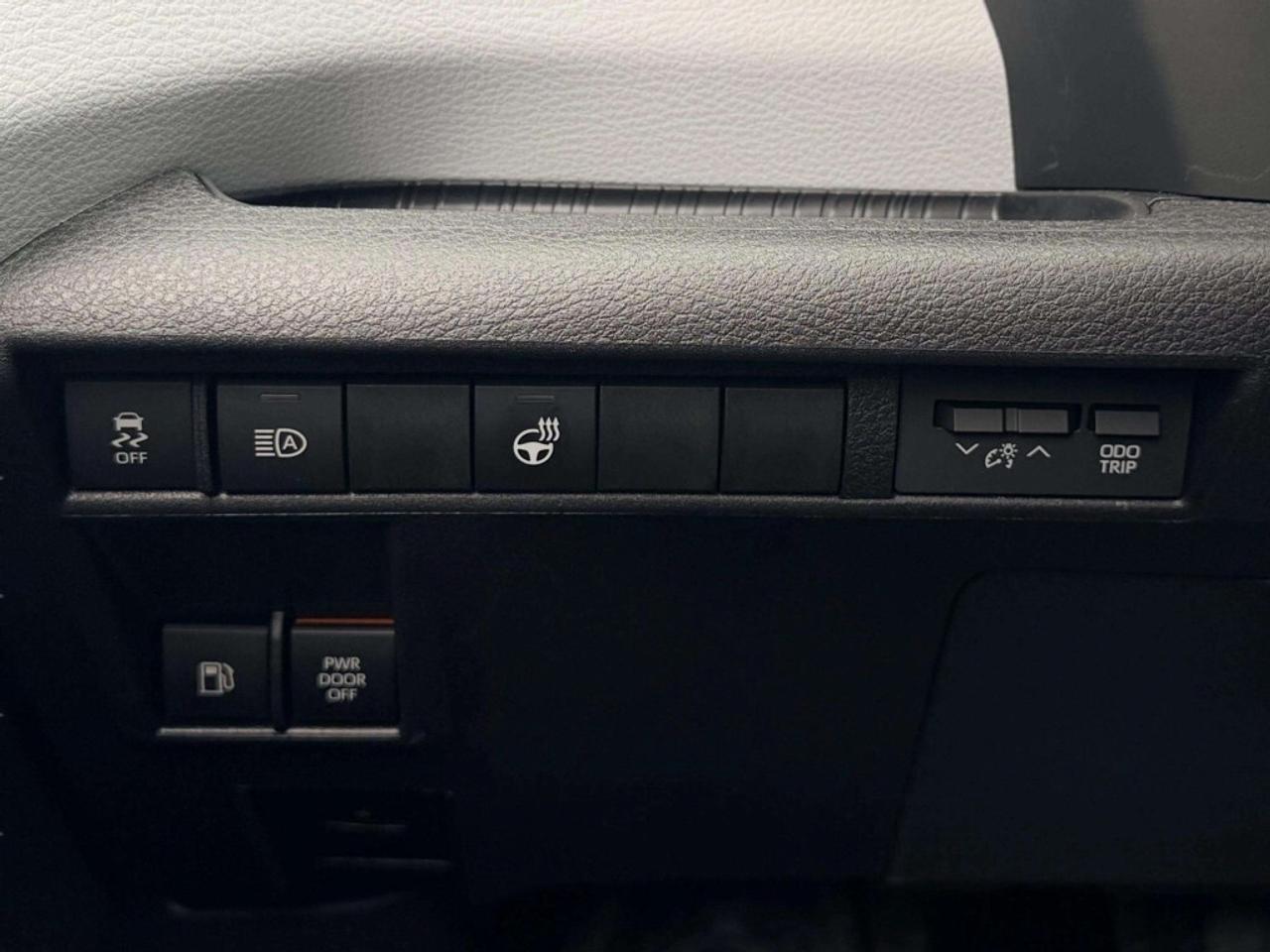 2025 Toyota Sienna XSE 7-Passenger All-wheel Drive Photo