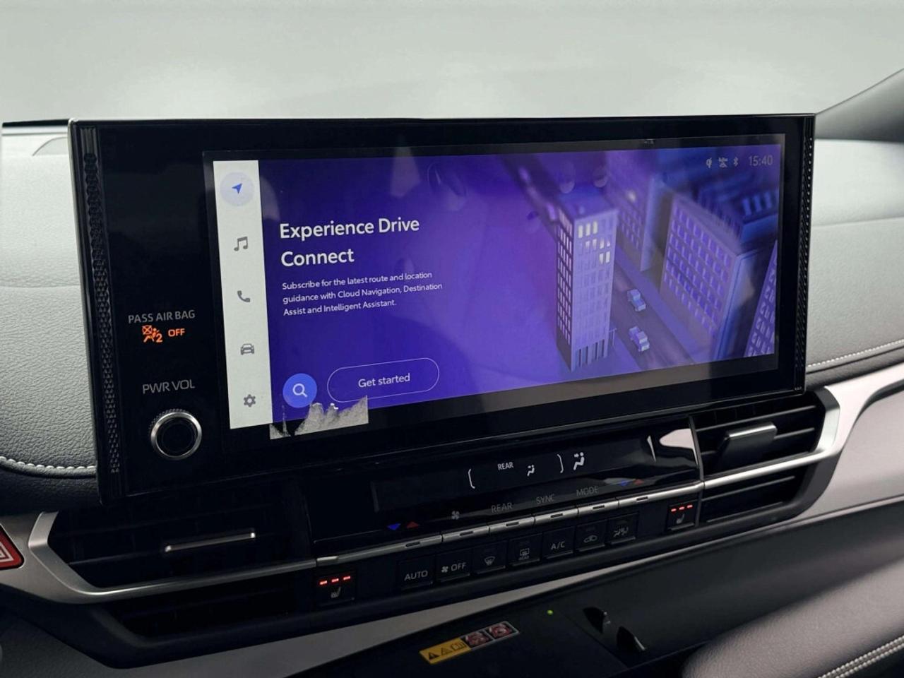 2025 Toyota Sienna XSE 7-Passenger All-wheel Drive Photo