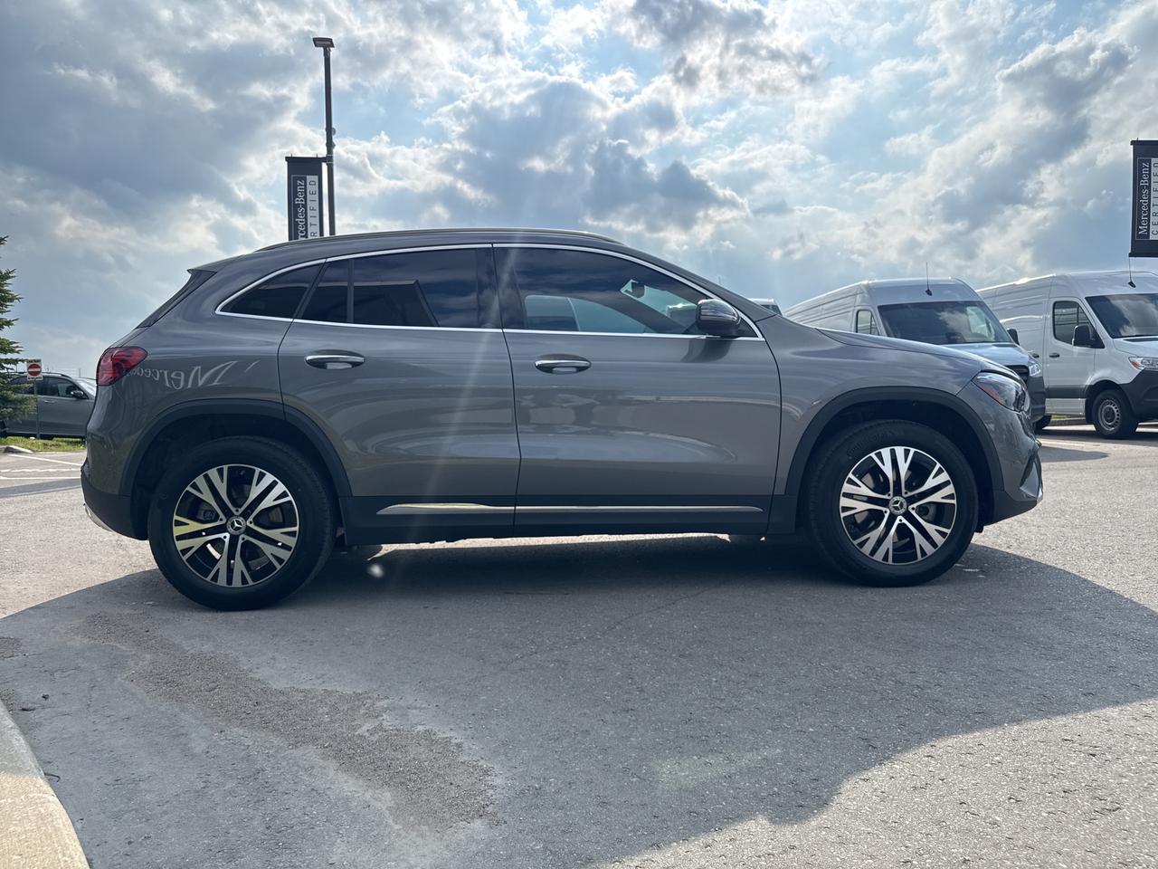 2026 Mercedes-Benz GLA Exclusive Trim Active Distance Pwr Sunroof Photo4