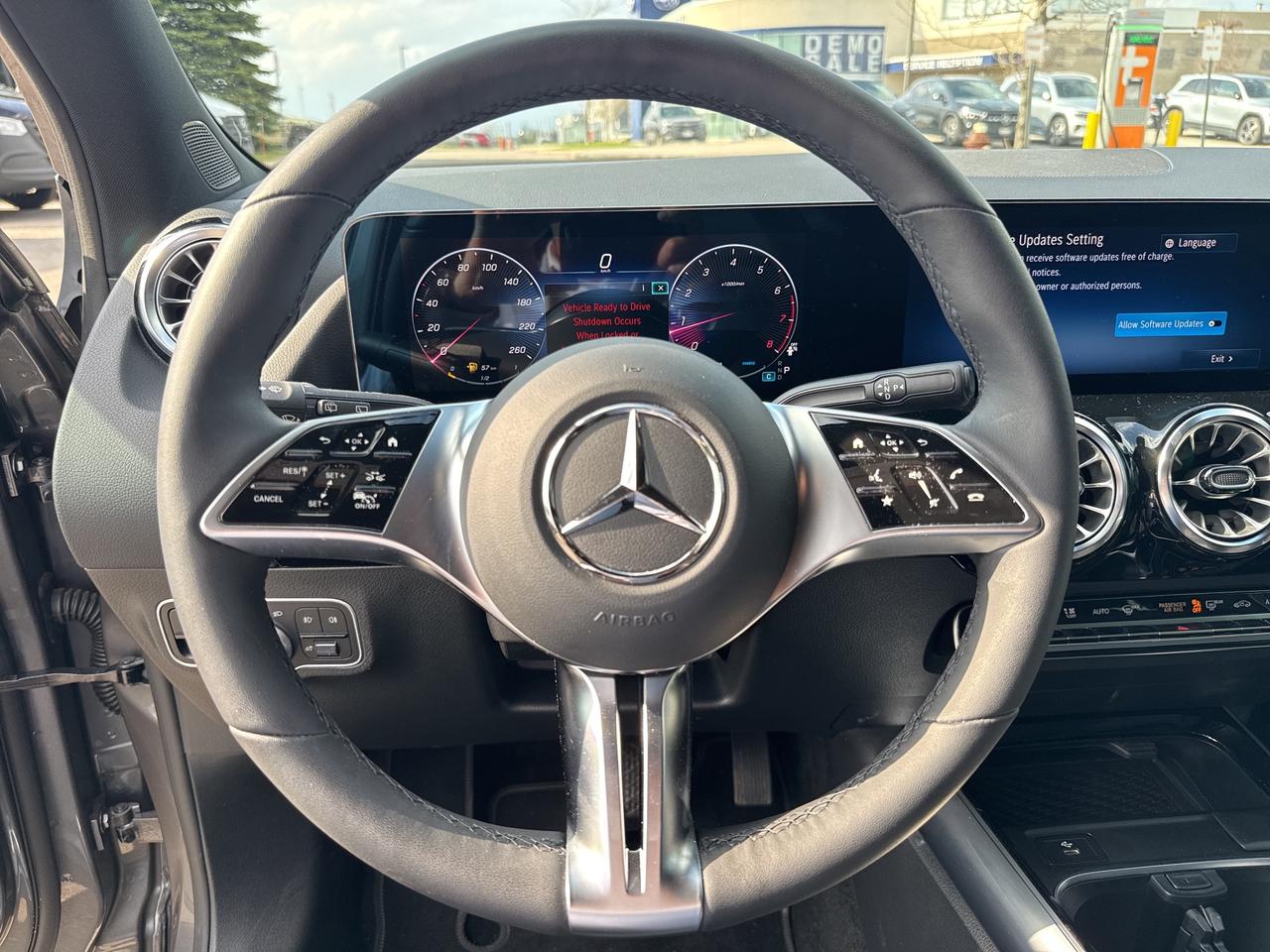 2026 Mercedes-Benz GLA Exclusive Trim Active Distance Pwr Sunroof Photo
