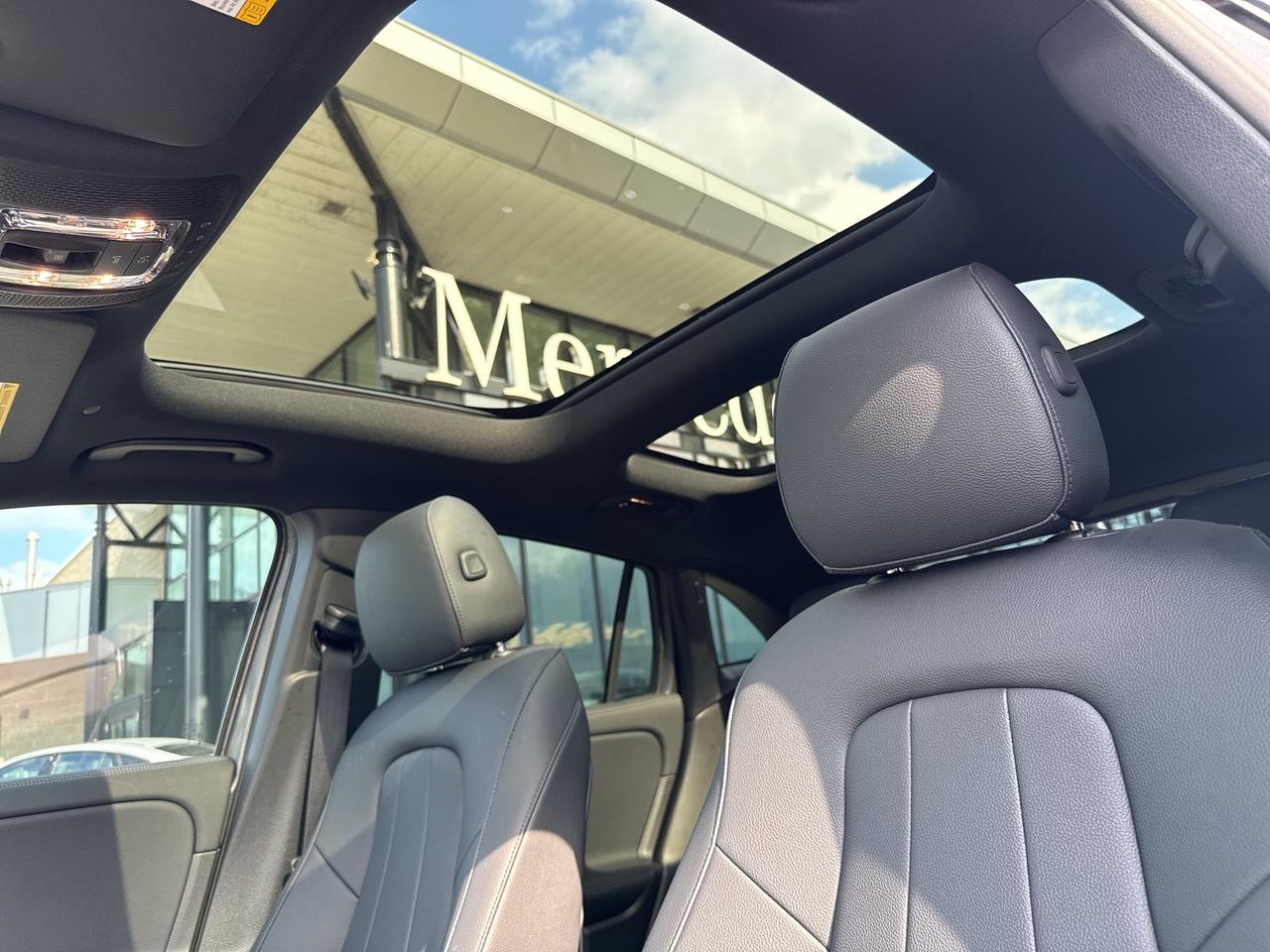 2026 Mercedes-Benz GLA Exclusive Trim Active Distance Pwr Sunroof Photo