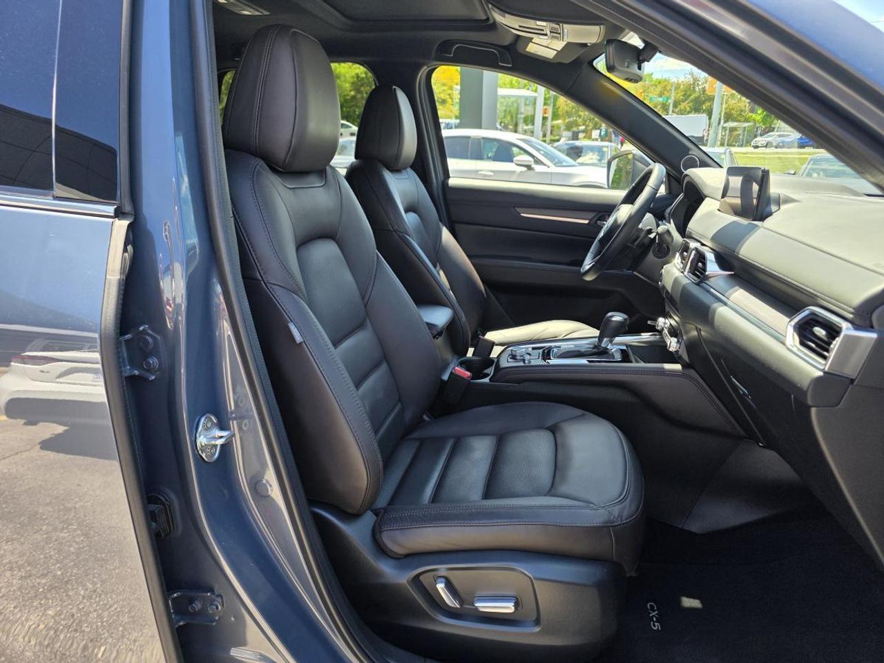 2023 Mazda CX-5 256 HORSEPOWER AWD 1 OWNER CLEANCARFAX Photo