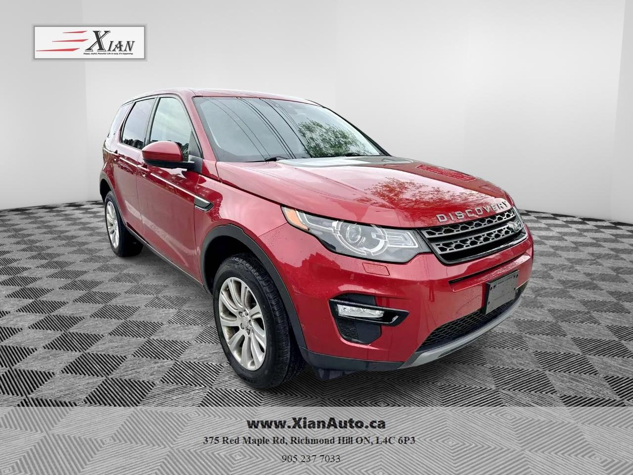 2016 Land Rover Discovery Sport AWD 4dr SE Photo2