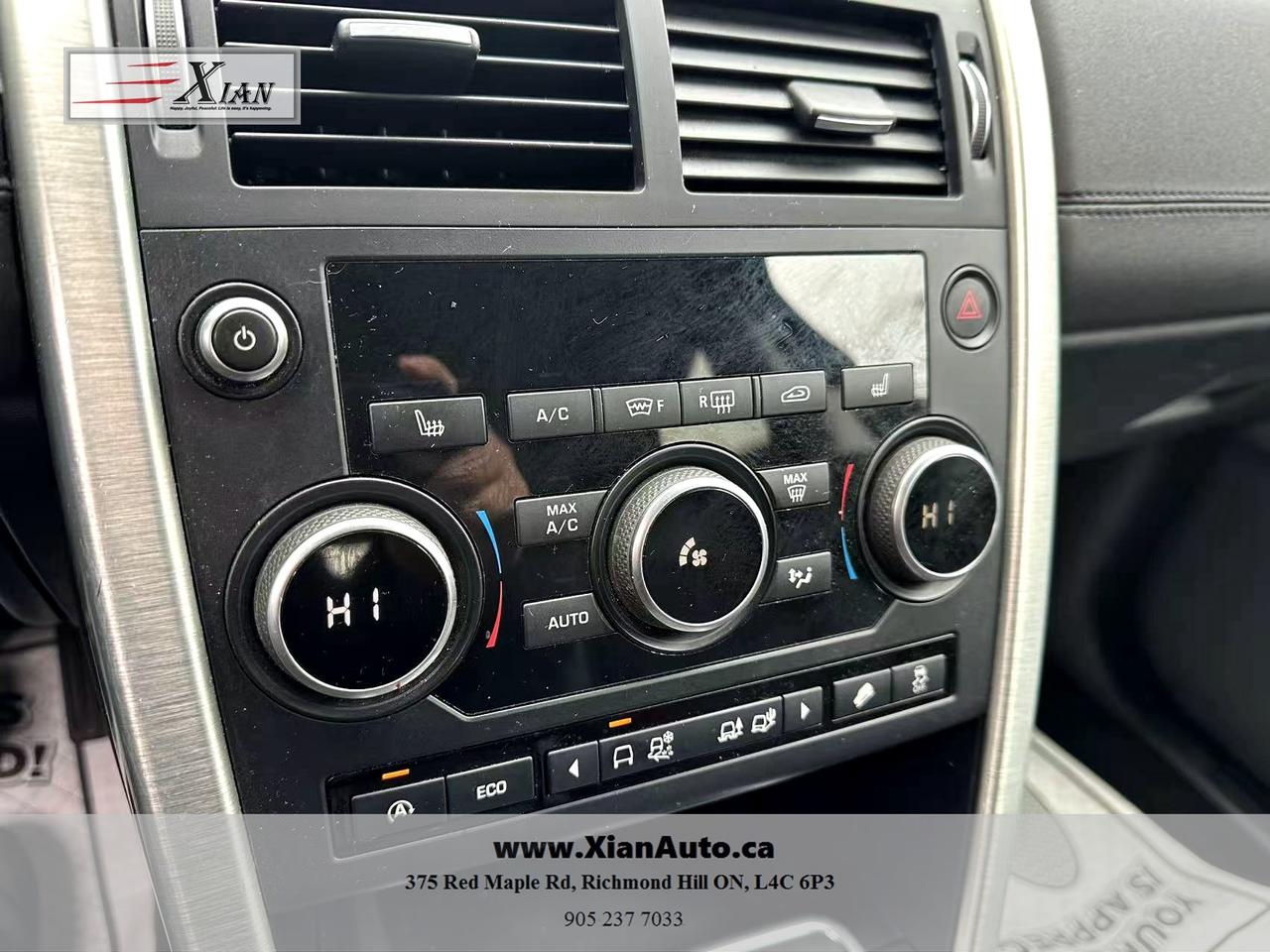 2016 Land Rover Discovery Sport AWD 4dr SE Photo