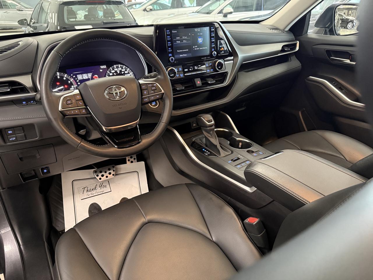 2021 Toyota Highlander XLE AWD**NO ACCIDENTS** Photo