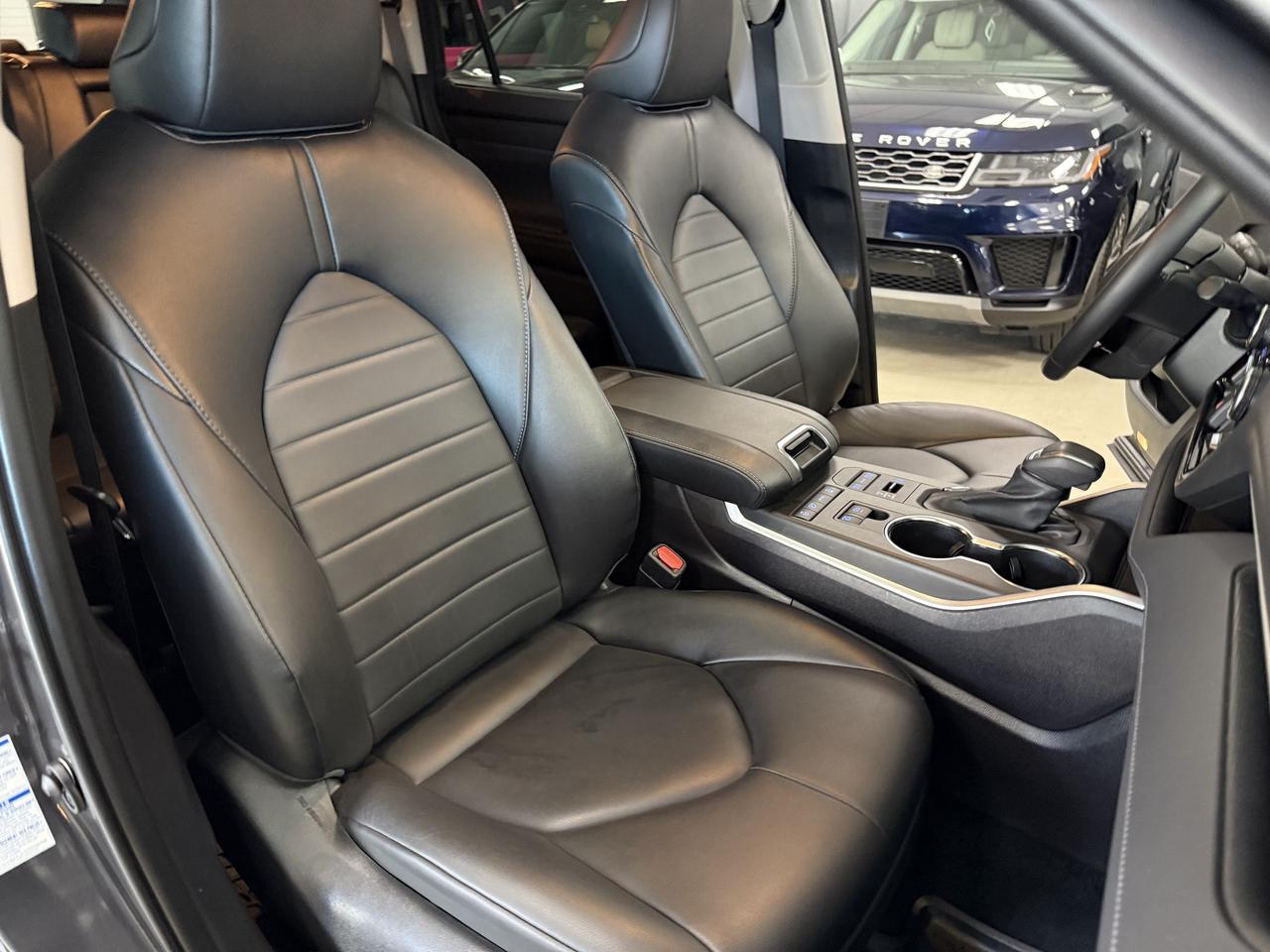 2021 Toyota Highlander XLE AWD**NO ACCIDENTS** Photo