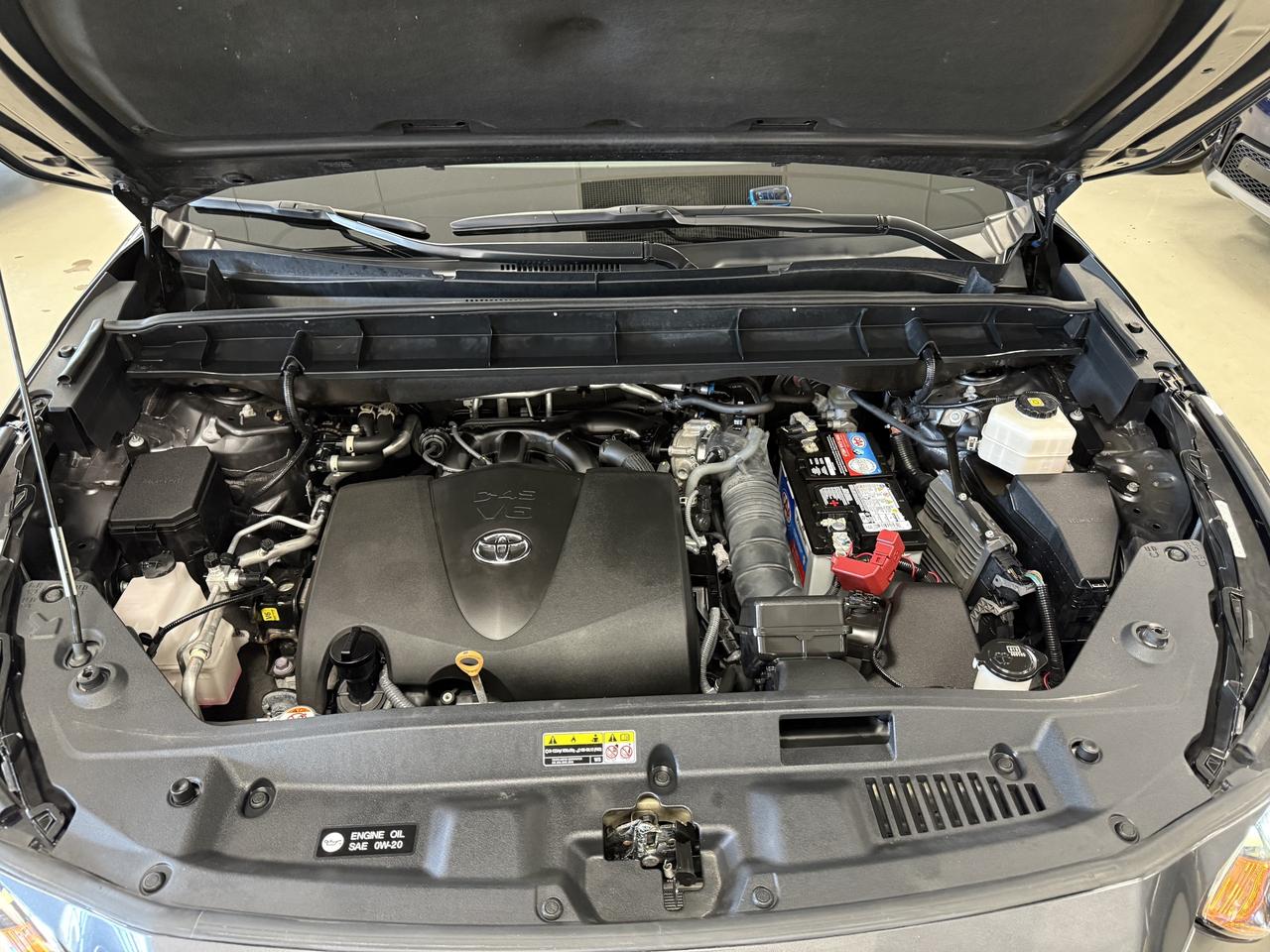2021 Toyota Highlander XLE AWD**NO ACCIDENTS** Photo