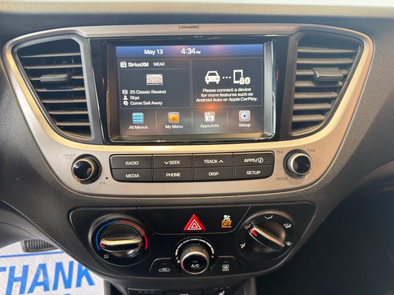 2020 Hyundai Accent 5 Door Preferred IVT Photo