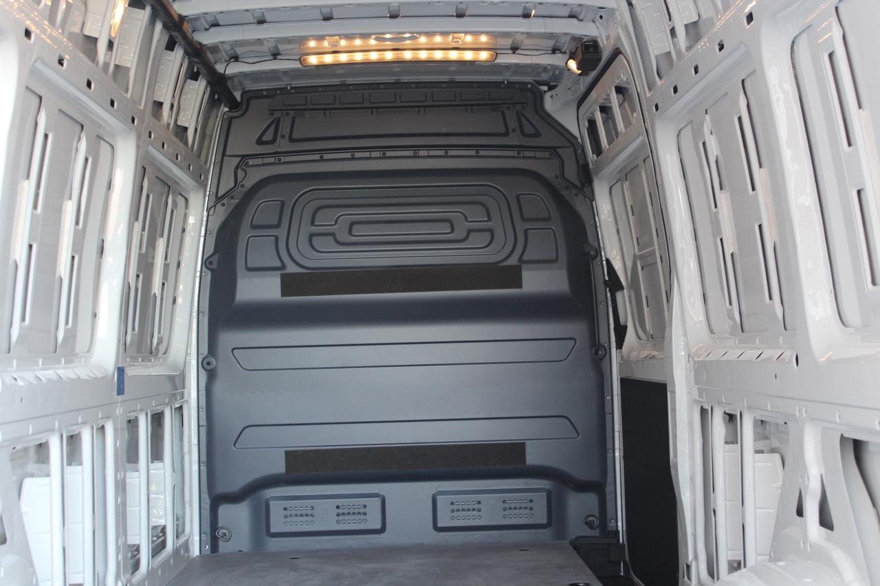 2021 Mercedes-Benz Sprinter Cargo Van 170" - "FULL SIZE" - "3 SEATER" - "DIESEL" Photo3
