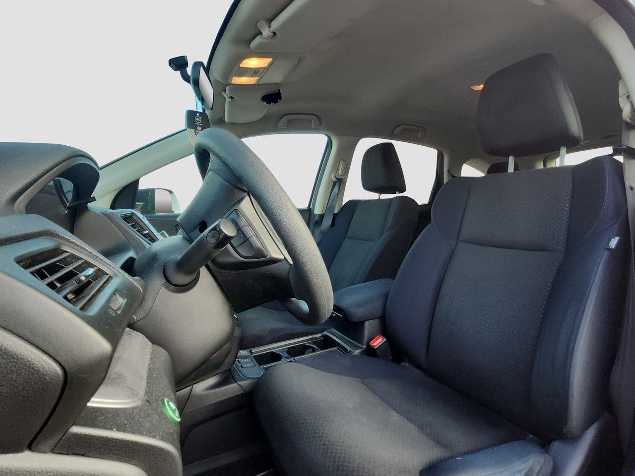 2015 Honda CR-V LX Photo