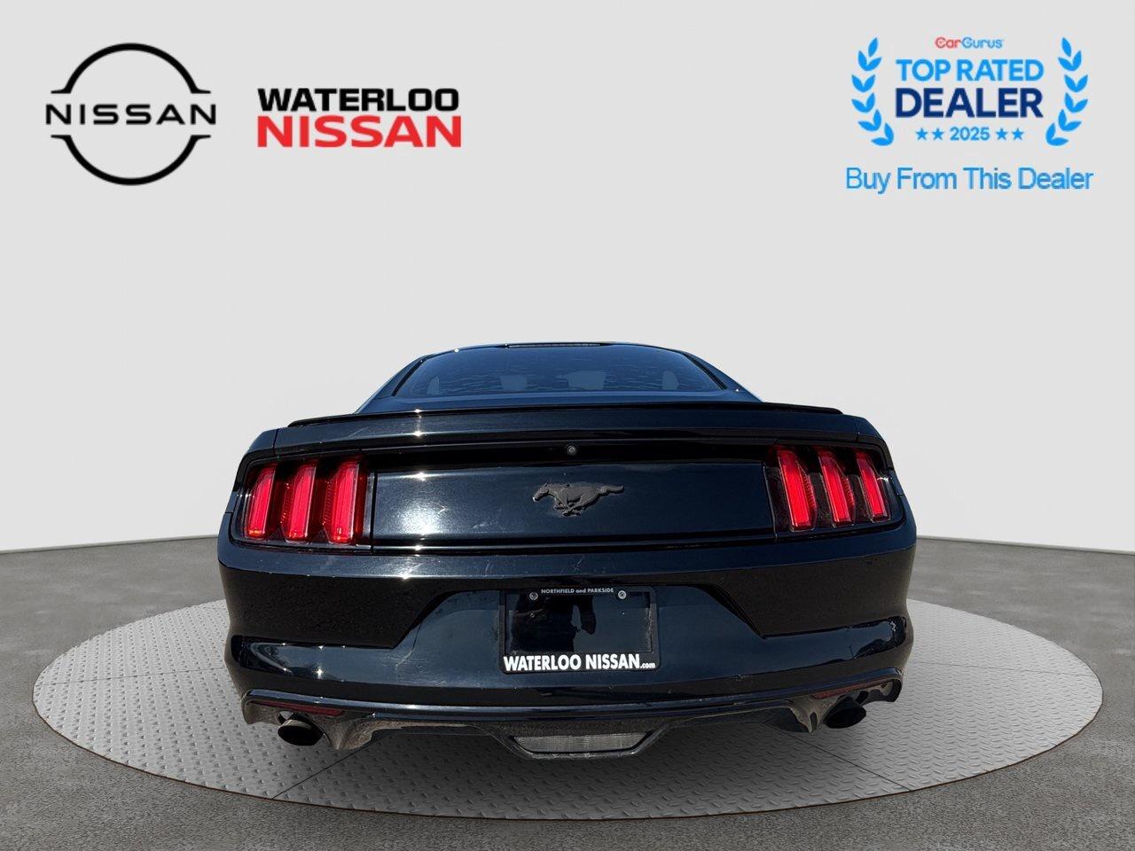 2017 Ford Mustang EcoBoost Photo3