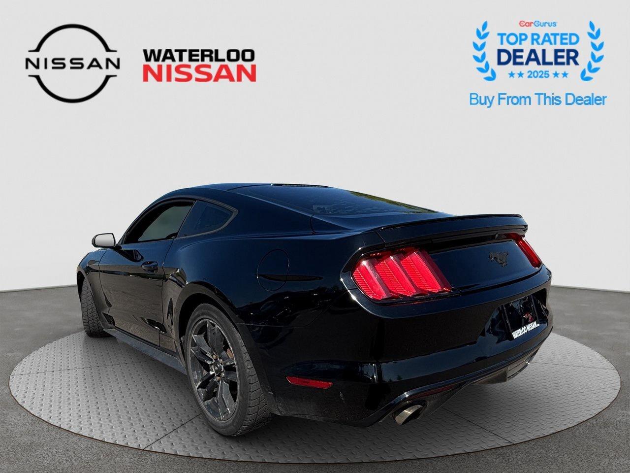 2017 Ford Mustang EcoBoost Photo2