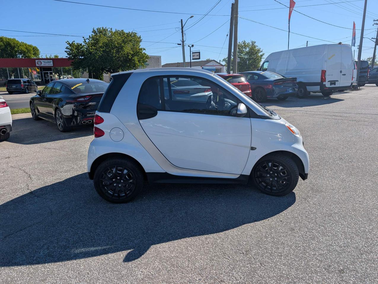 2014 Smart fortwo pure 2dr Coupe Photo3
