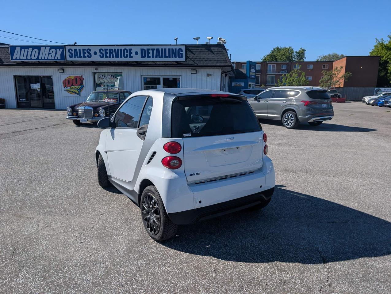 2014 Smart fortwo pure 2dr Coupe Photo