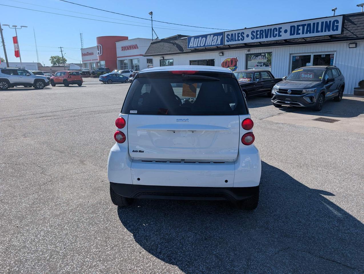 2014 Smart fortwo pure 2dr Coupe Photo