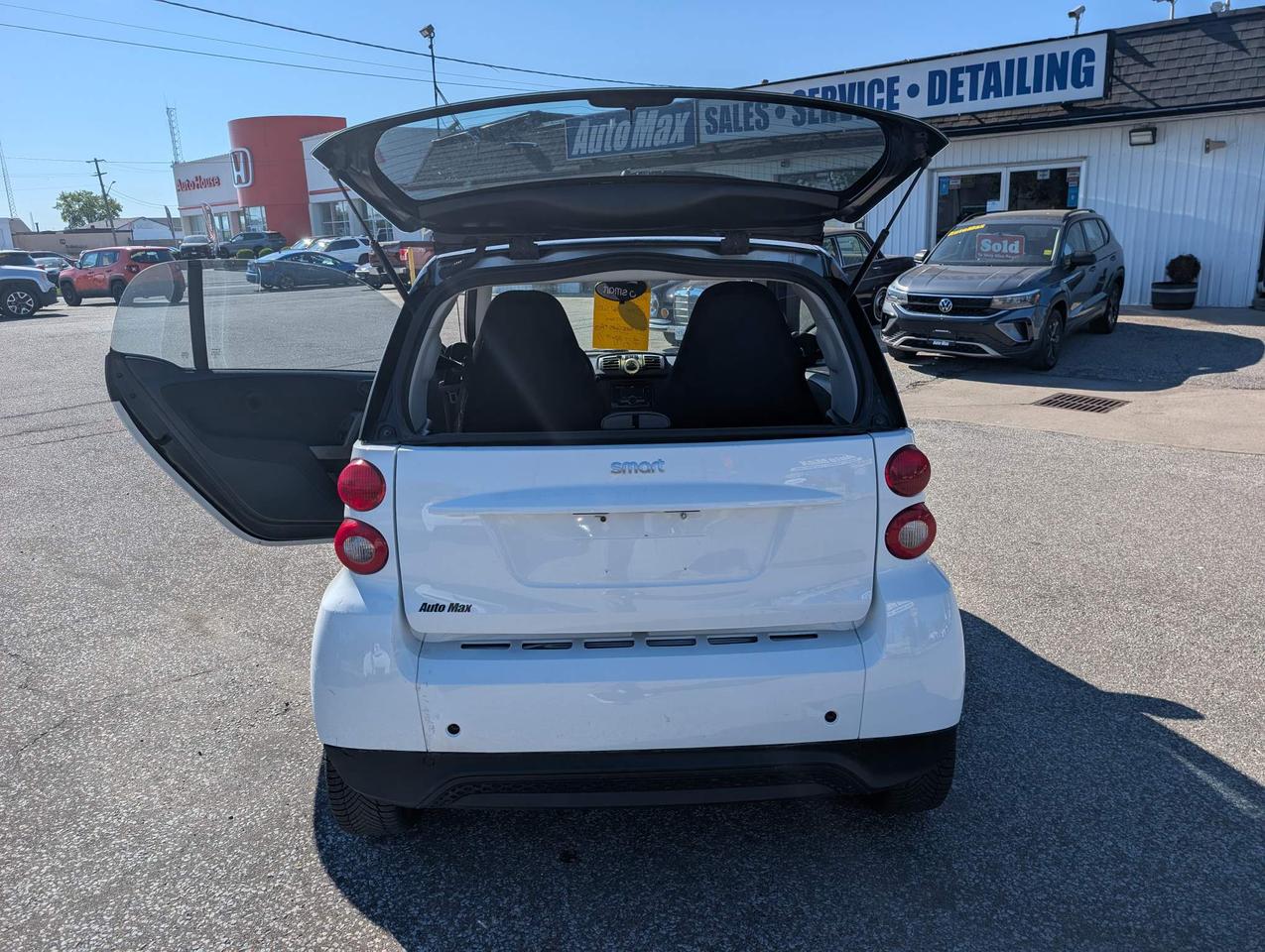 2014 Smart fortwo pure 2dr Coupe Photo