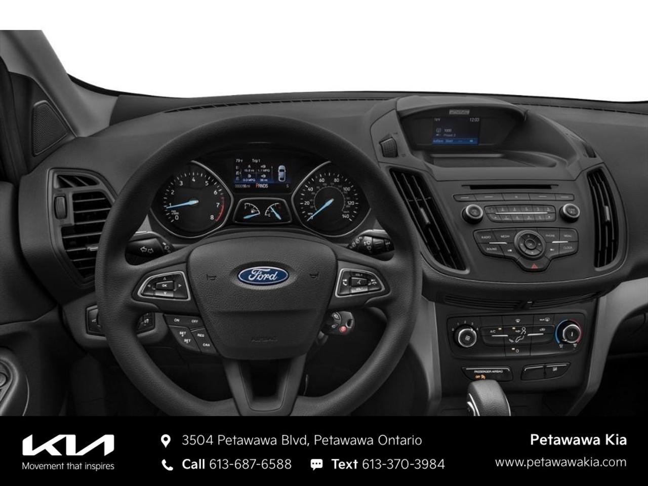 2017 Ford Escape SE 4dr Front-wheel Drive Photo