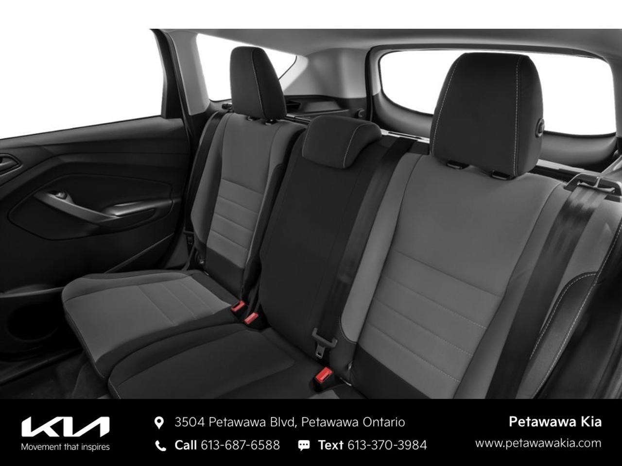 2017 Ford Escape SE 4dr Front-wheel Drive Photo