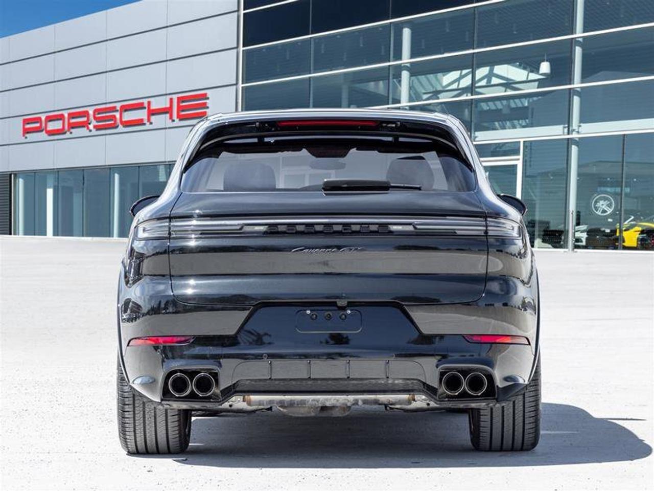 2025 Porsche Cayenne GTS AWD Premium Pkg Plus Rear Axle Steering Techno Photo