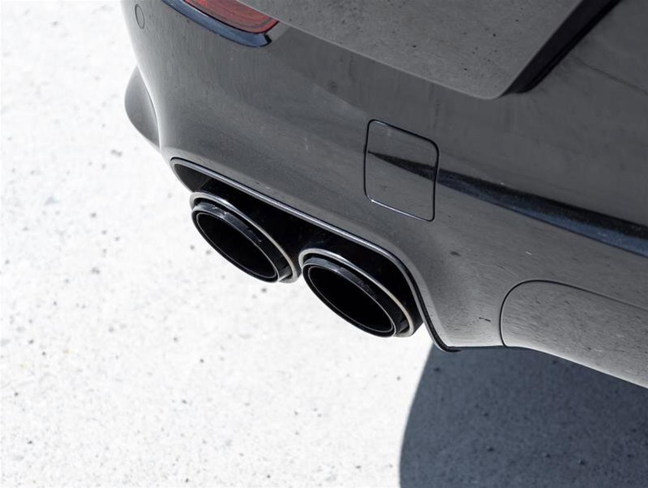 2025 Porsche Cayenne GTS AWD Premium Pkg Plus Rear Axle Steering Techno Photo