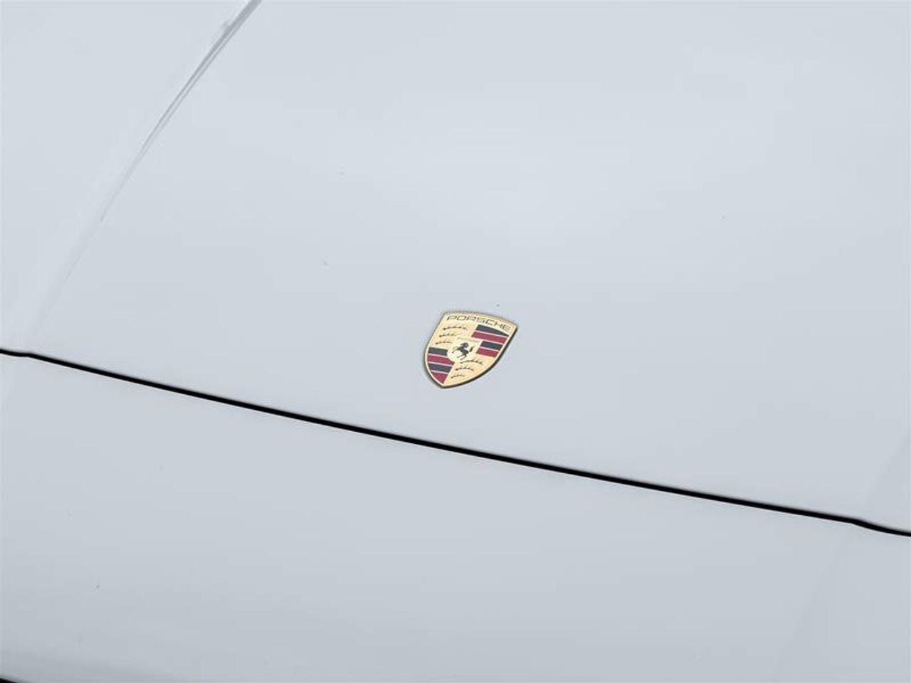 2025 Porsche Panamera 4S E-Hybrid Photo