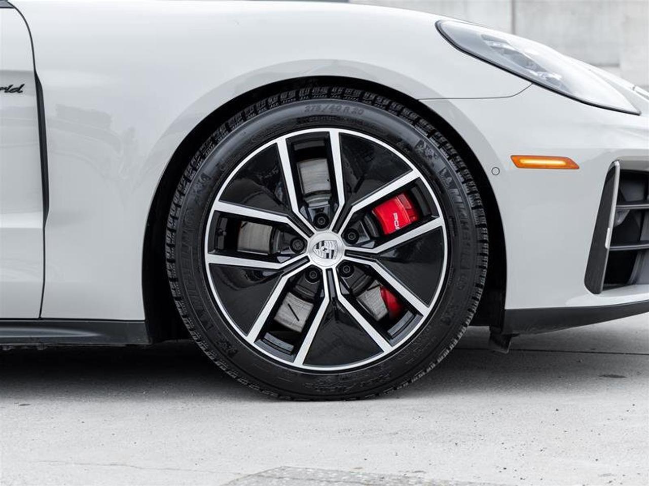 2025 Porsche Panamera 4S E-Hybrid Photo