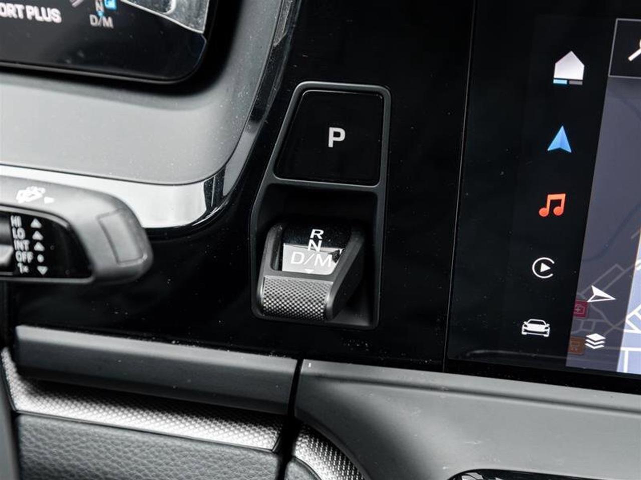 2025 Porsche Panamera 4S E-Hybrid Photo