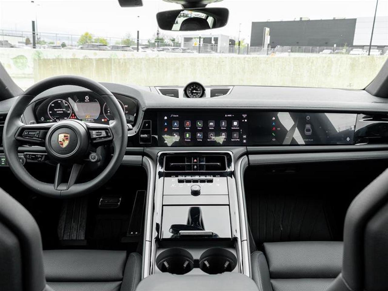 2025 Porsche Panamera 4S E-Hybrid Photo