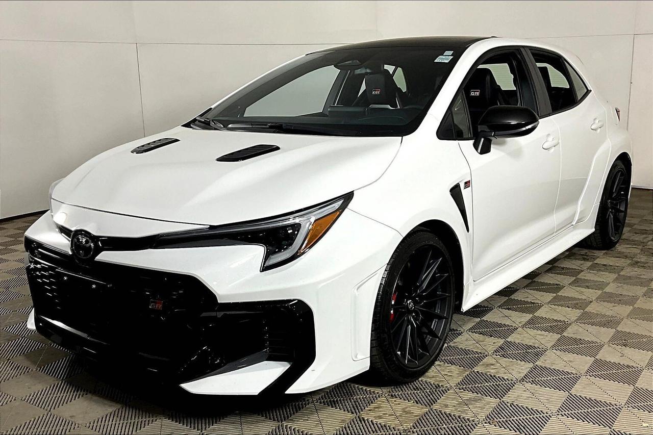 2025 Toyota GR Corolla AUTOMATIC Photo