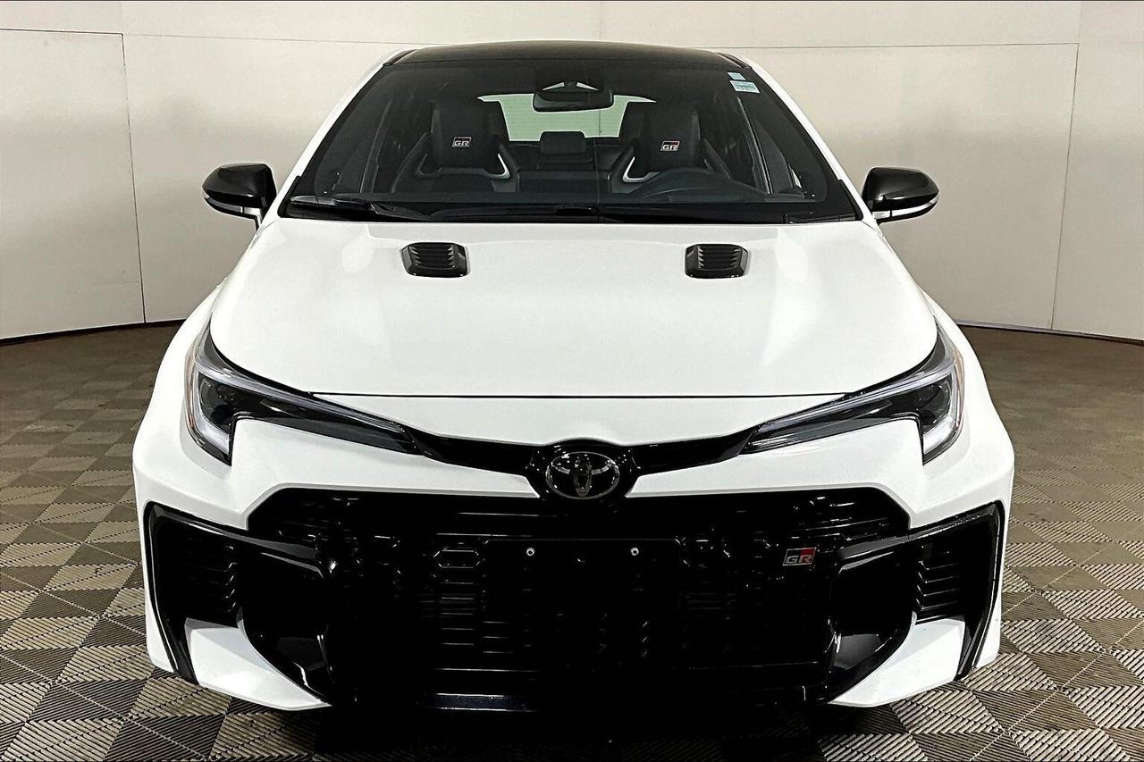 2025 Toyota GR Corolla AUTOMATIC Photo