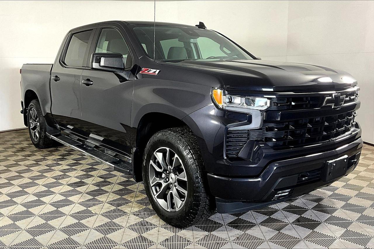2023 Chevrolet Silverado 1500 4WD Crew Cab 147 RST Photo